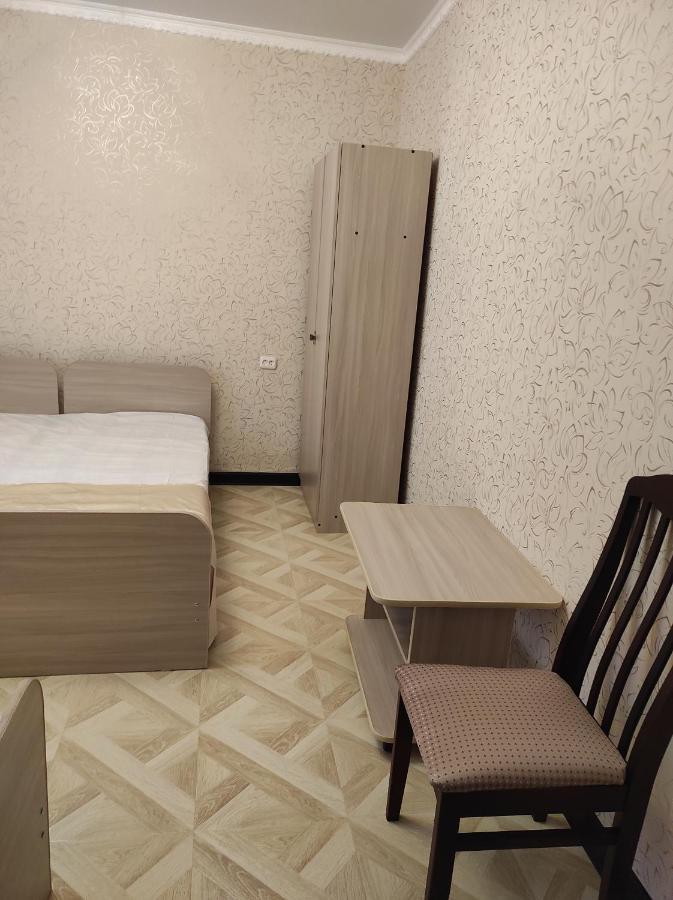 Hotel Гостевой Дом Лума Sochumi Exterior foto